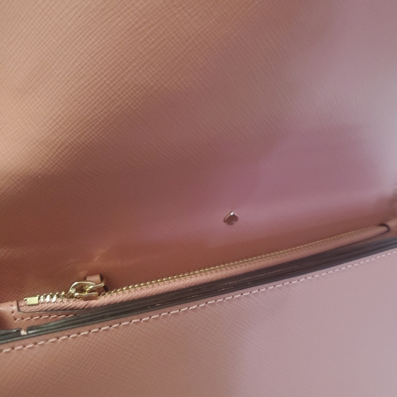 Kate Spade New York Spencer Saffiano Leather Flap Chain Wallet - Picture 2 of 6